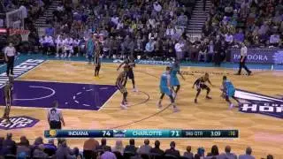 Al Jefferson's One-Handed Dunks - 2015-16