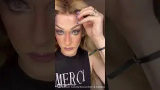 Как приклеить парик для создания эффекта переворота волос!