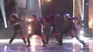 Vicci Martinez and CeeLo Green - Love is a Battlefield