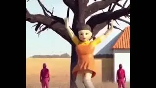Squid Game doll dancing to Anna Wintour by Azealia Banks