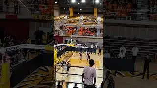 Gelo Santiago's elbow swing against Ateneo's Waki Espina in the 3rd quarter 🤯