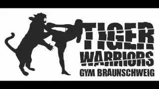 Tiger Warriors Gym- Gala 2015 Hoang vs Azeri