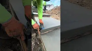 Staircase to heaven 🔥 #construction #concrete #floatingsteps
