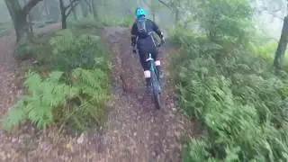 HINDHEAD shredding/squidding (Lesgetsohb)