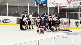 Rudesse de Mathieu Roy sur Simon Chevrier 