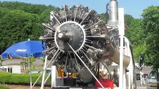 Pratt & Whitne　R-1830-92　ツインワスプ星型複列14気筒エンジン
