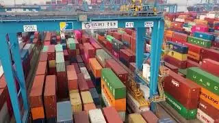 China Buys First Corn Cargo from South Africa: How Will it Affect U.S. Farmers?