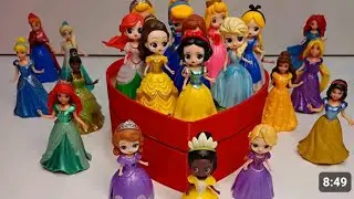 Satisfying Video l How to make Glossy Lolipops in to Rainbow Pool with Disney Princess Cutting ASMR