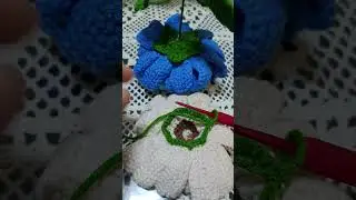 Crochet Dahlia leaf (base)