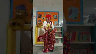 Silly Squad clown at Daventry Library!