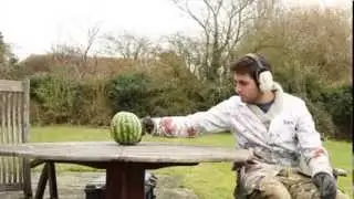 Melon Explosion at 2500fps - Saniyede 2500 &ccedil;ekimle Karpuz Patlatmak