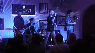 Up To Eleven - Ce simti (Live Joy Pub)