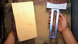Reusable demountable brick mold for casting aluminum.
