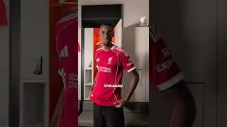 Trying on the shirt for the first time 🤩9️⃣