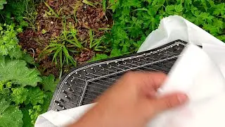 Waterproof music | Zither #soundinstallation  #soundart - Nicolas Wolf