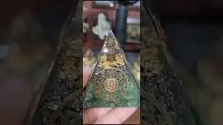 Green Jade Nubian Pyramid with zibu symbol ✨🌿🍀🍂💐 WhatsApp number is +91 7698680866
