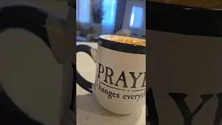 Вера и пена ☕🙏🏽 Чай масала в моей кружке &laquo;Молюсь непрестанно&raquo; #короткометражки #подписка