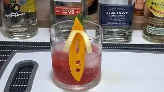 DECORAÇÃO ELEGANTE COM CASCA DE LARANJA PARA DRINKS