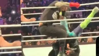 Roman Reigns attack Seth Rollins at WWE Supershow - WWE RAW & SMACKDOWN 