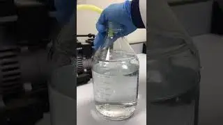 Mobile phase degassing by Vacuum method