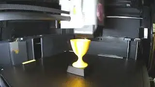 Trophy - 3D Print Timelapse (Multicolor)