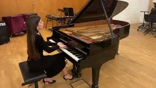 Yasmina Aksu.  Maurice Ravel, Sonatine, M.40 &ndash; II. Mouvement de menuet