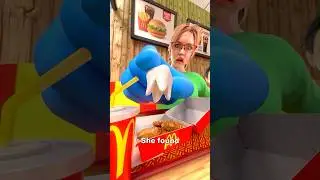 Она нашла зуб в своих наггетсах из Макдоналдса 😳