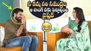 Vaishnav Tej And Anchor Shyamala Funny Conversation At Konda Polam KondaPolam Interview | Am Media