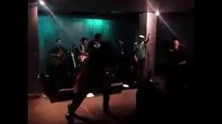 Mustafa Effortless & Dirrty Brahms performing Black Bird @ The Blue Whale