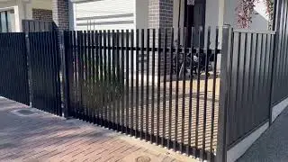 Vertical Blade Gate