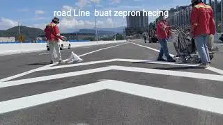 Road Line marking(Chevron hatching)