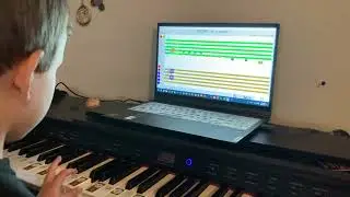 JD singing Zhuchka R solfeggio, playing LH, Soft Mozart Academy level C