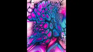 #16  Crazy Iridescent Bloom