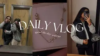 SPEND THE DAY WITH ME (buying presents, hanging out with friends..) 