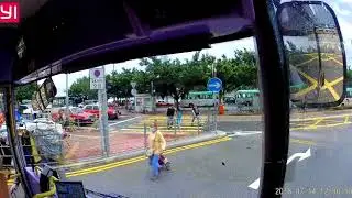 衰格系列：架巴士都開出咗咁遠，D廢老係都要上車（轉載）