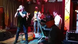 10CC ONLY IN DE WAAG DOESBURG Jon Bon Jovi - Bed of roses