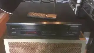 YAMAHA Natural Sound CDC-615 RS 5 Disc CD Player