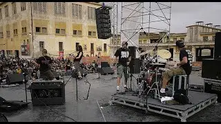 IMPLOAD - RUNNING AWAY - Live @L'BOULEVARD FESTIVAL - 2009