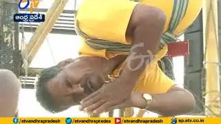TDP Leaders Stage Different Protest For Special Status | Vijayawada
