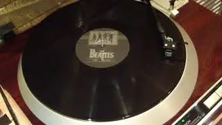 The Beatles - She Loves You (1963) vinyl