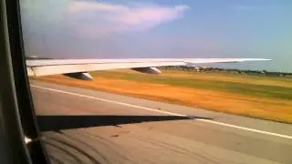 QR 828 Taking off from Bangkok to Hanoi