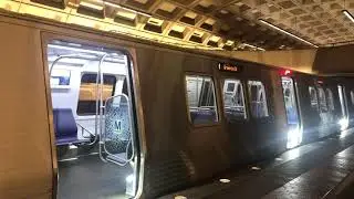 WMATA - Yellow Line Train departing Pentagon City Station
