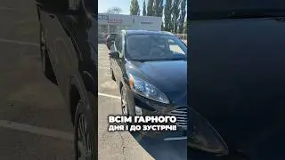 2020 Ford Escape Hybrid Titanium 4WD від TrueCars