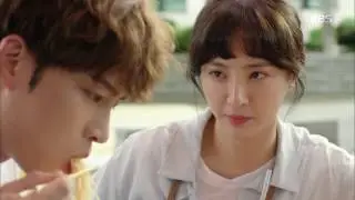 맨홀 - 이상한 나라의 필 - 김재중, 라면 먹던 바로 뒤통수 가격!. 20170809