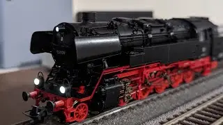 Testing ROCO Steam Locomotive BR 85 DCC Zimo Sound decoder