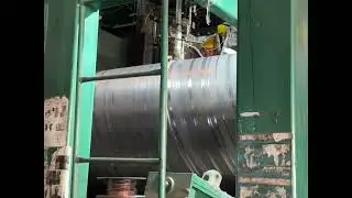 Spiral steel pipes are formed from coils of steel with uniform wall thickness.