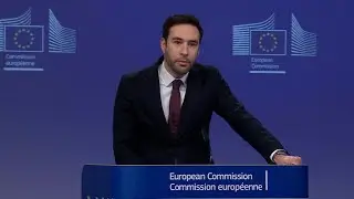 UE investiga rede social X por imagens de nudez geradas por IA | AFP