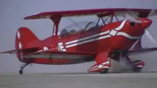 Pitts S2b Special - Wingover, Crosswind Landing and Ground Loop