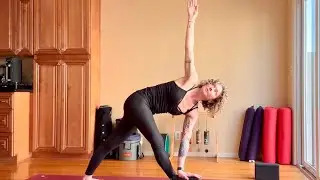 Inner Light & Strength: Deep Twists + Guided Meditations | @stacylewisyoga