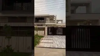 17 Marla Luxurious Designer House